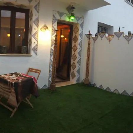 La Casa Di Emanuella - & International Nocleg ze śniadaniem 4*