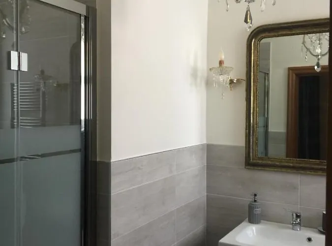 La Casa Di Emanuella - & International Nocleg ze śniadaniem 4*