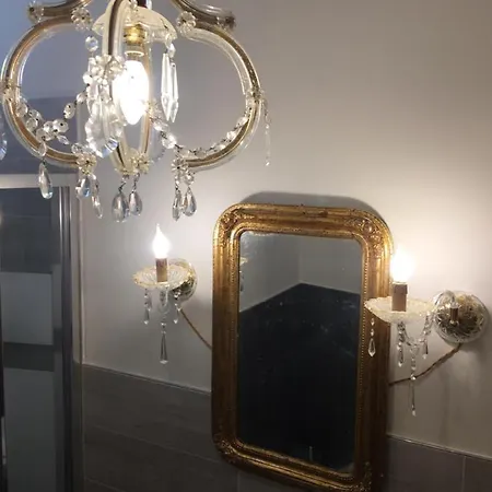 La Casa Di Emanuella - & International