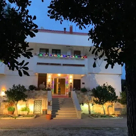 Alojamento de Acomodação e Pequeno-almoço La Casa Di Emanuella - & International 4*