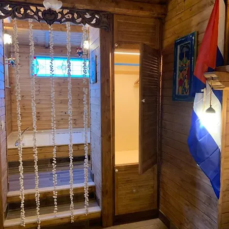 La Casa Di Emanuella - & International Bed & Breakfast Bari