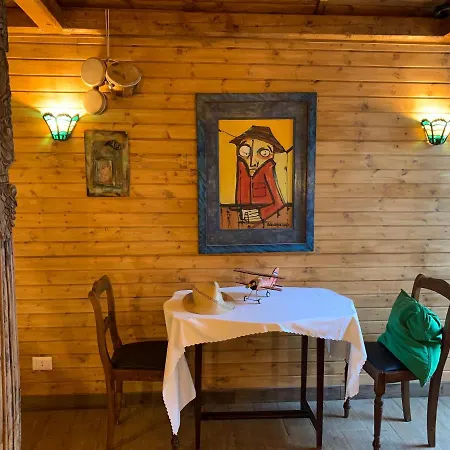 La Casa Di Emanuella - & International Panzió Bari
