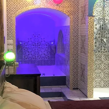 Alojamento de Acomodação e Pequeno-almoço La Casa Di Emanuella - & International 4*