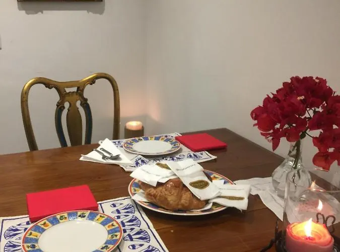 La Casa Di Emanuella - & International 4* Bari