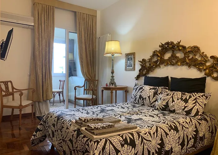 La Casa Di Emanuella - & International 4* Bari